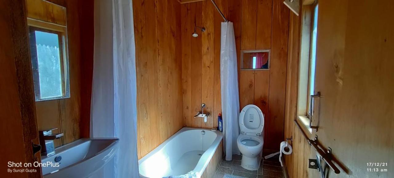 Log Cabin In The Woods Bed and Breakfast Gangtok Exterior foto